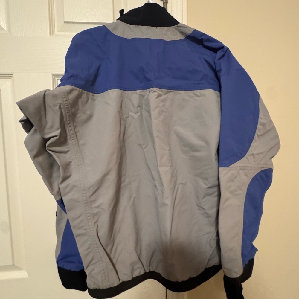 Men's Blue and Gray Jacket - Picture 2 of 10